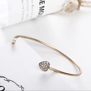 ☀️ Adorable Gold Tone Crystal Heart Cuff Bracelet